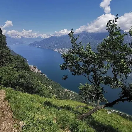 The River Nest Apartment *